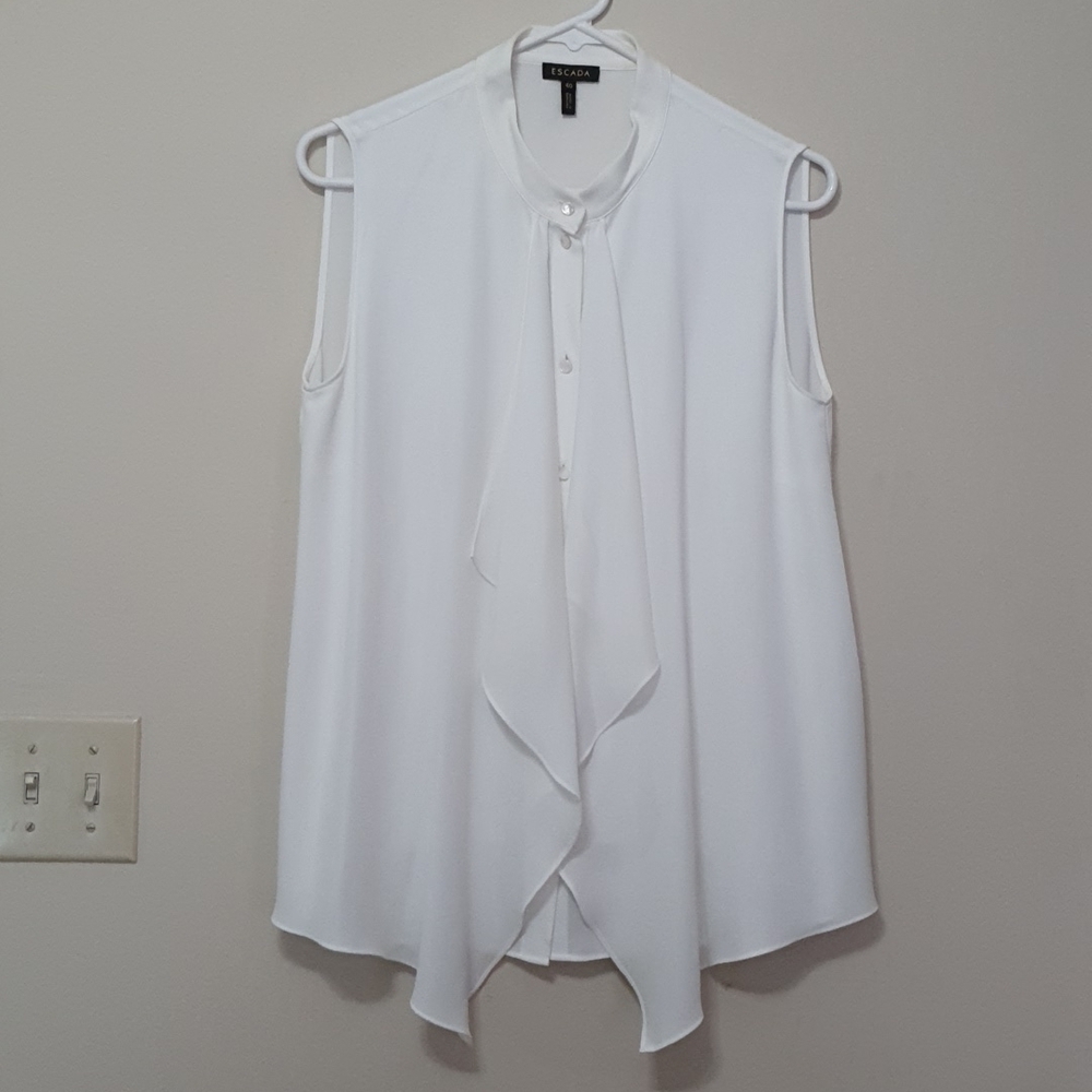 ESCADA All White Ruffle Sleeveless Button Down Top